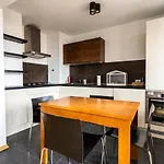 Golden Apartments - Charming&Brilliant - City Center - Tw44